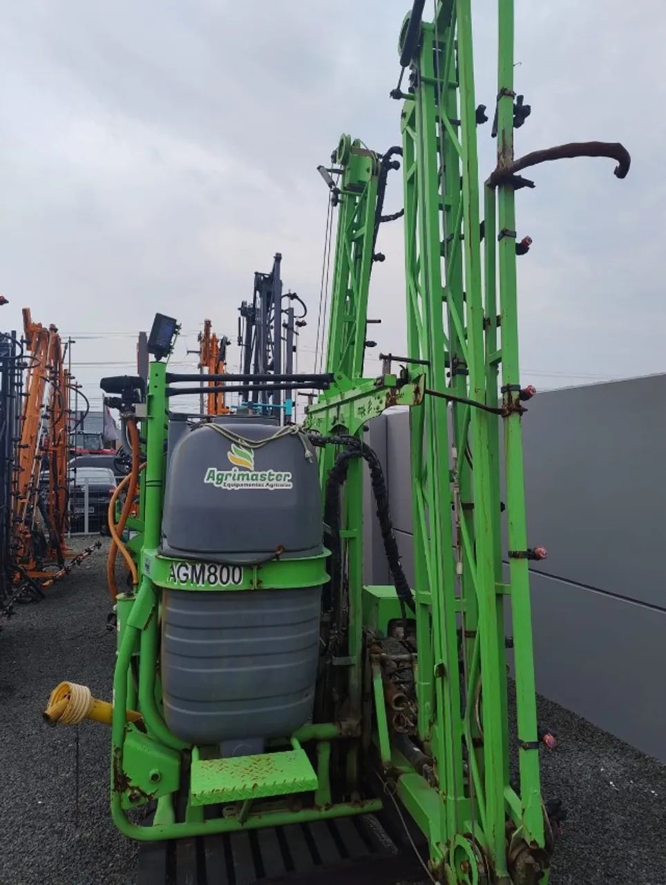 Pulverizador Agrimaster - AGM 800 20, 800 litros. Fabricação 2023 - Foto 3