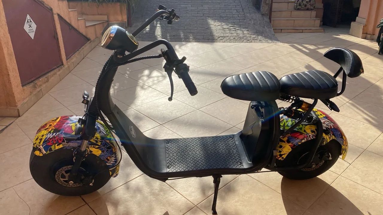 SCOOTER GLOW 2021 - Foto 2