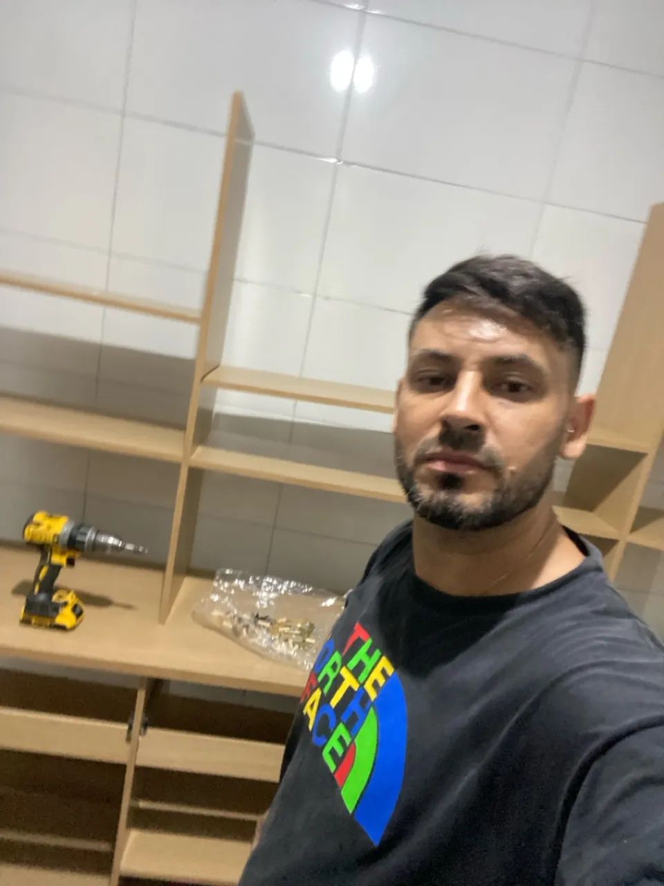 Montador de móveis / montagem em geral 
