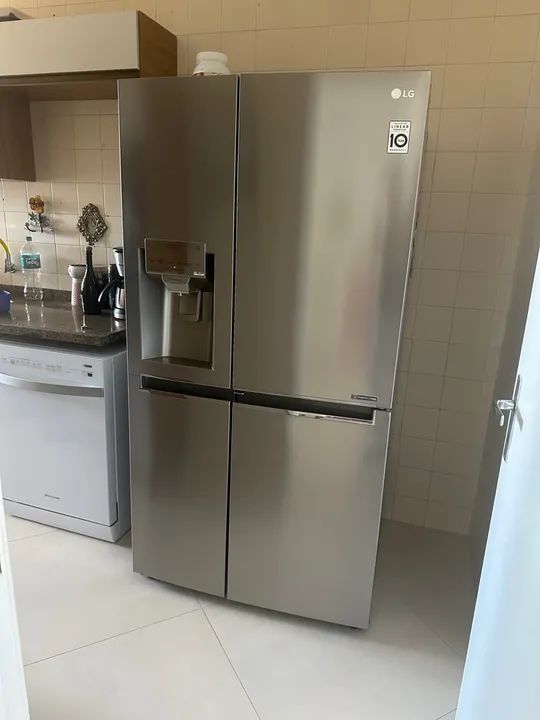 Geladeira com freezer inverter LG capacidade de 601L - Foto 4
