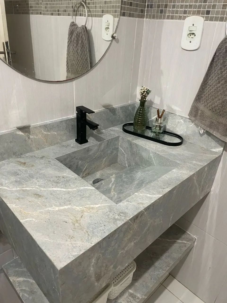 Bancada esculpido em porcelanato
