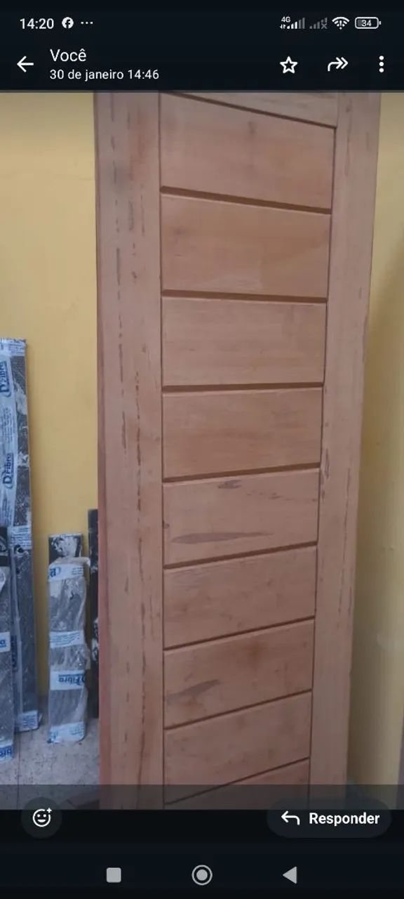 Portas de madeira de lei