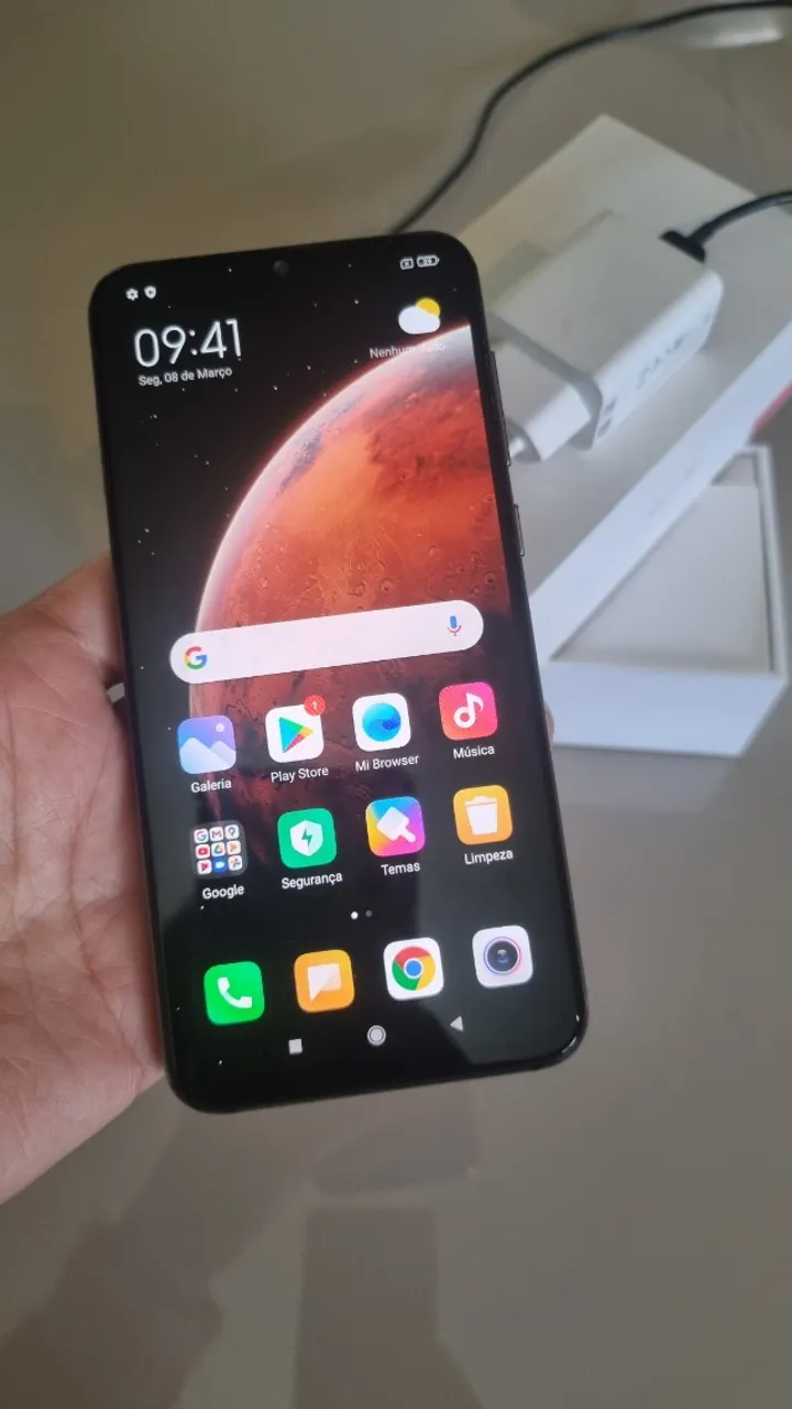 O Xiaomi Mi 9 SE 128GB Dual Chip