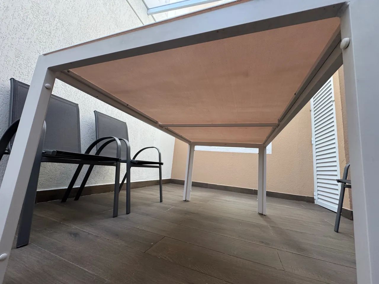 Mesa de jardim 4 cadeiras - Foto 4