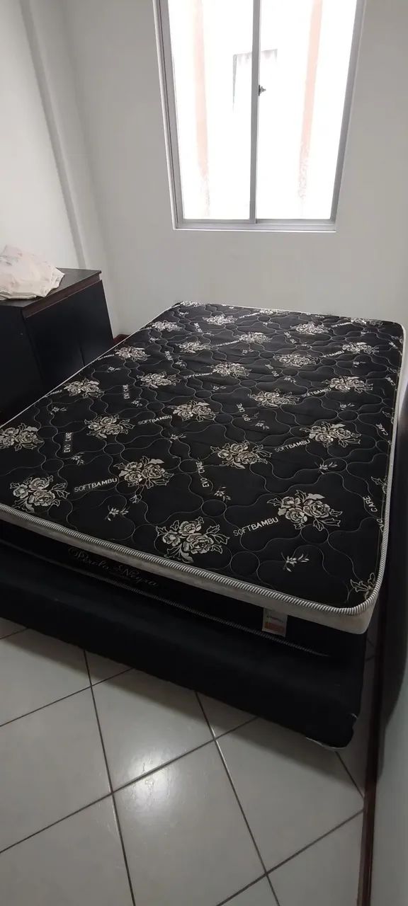 Colchão casal com molas ensacadas + box casal 