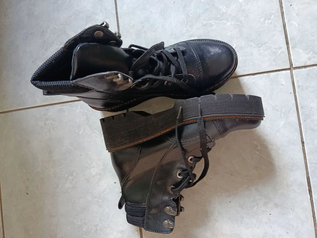 Coturno preto Dakota (tam.38) NOVO - Foto 3