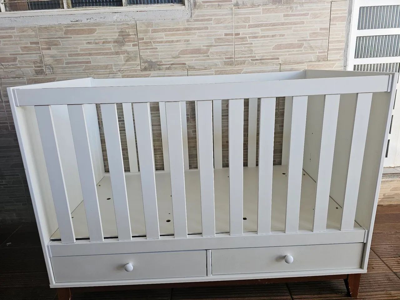 Berço tok & Stok alta qualidade 
