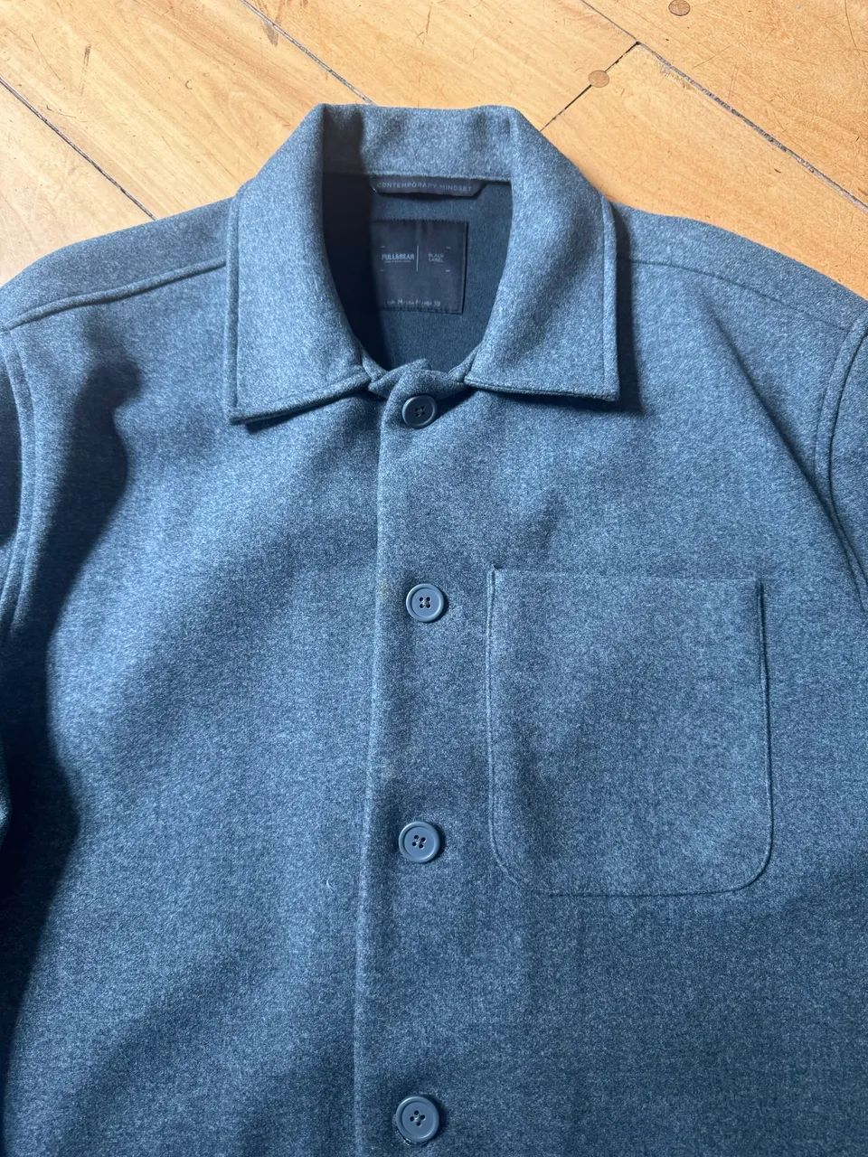 sobrecamisa cinza da Pull&Bear, lã, trazido da Espanha 
