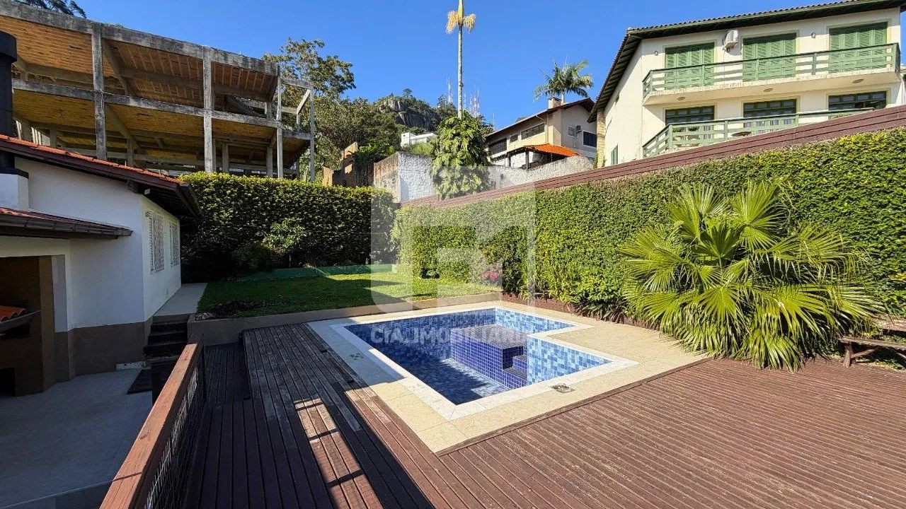 Casa de 3 dormitórios à venda no Centro - Foto 4