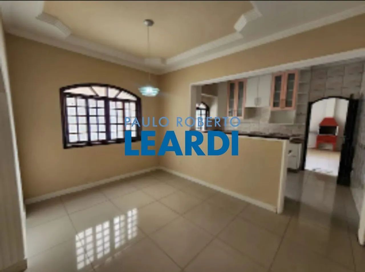 CASA ASSOBRADADA - VILA DO TESOURO - SP