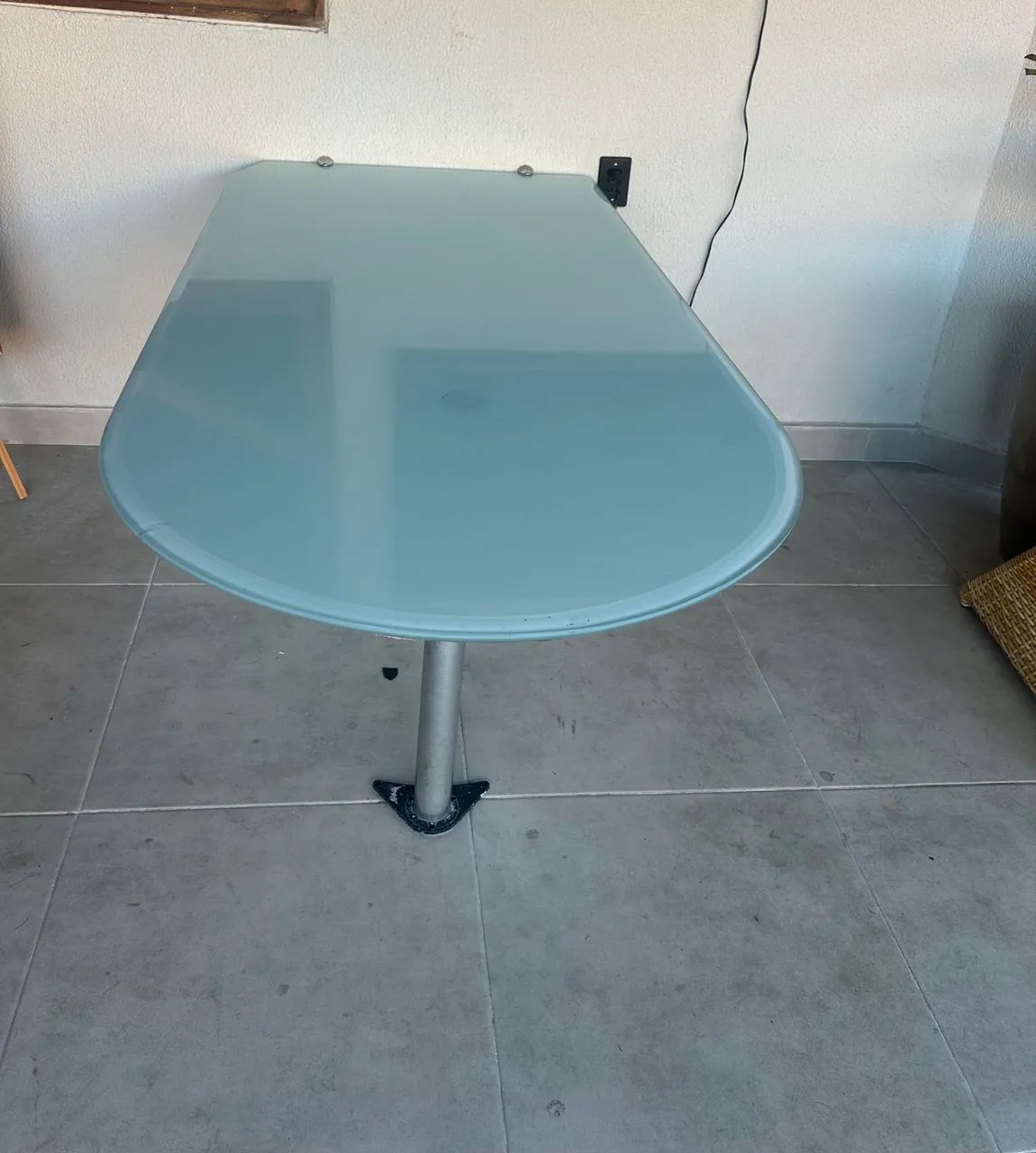 VENDO MESA DE VIDRO 1,76 X 82 - Foto 4