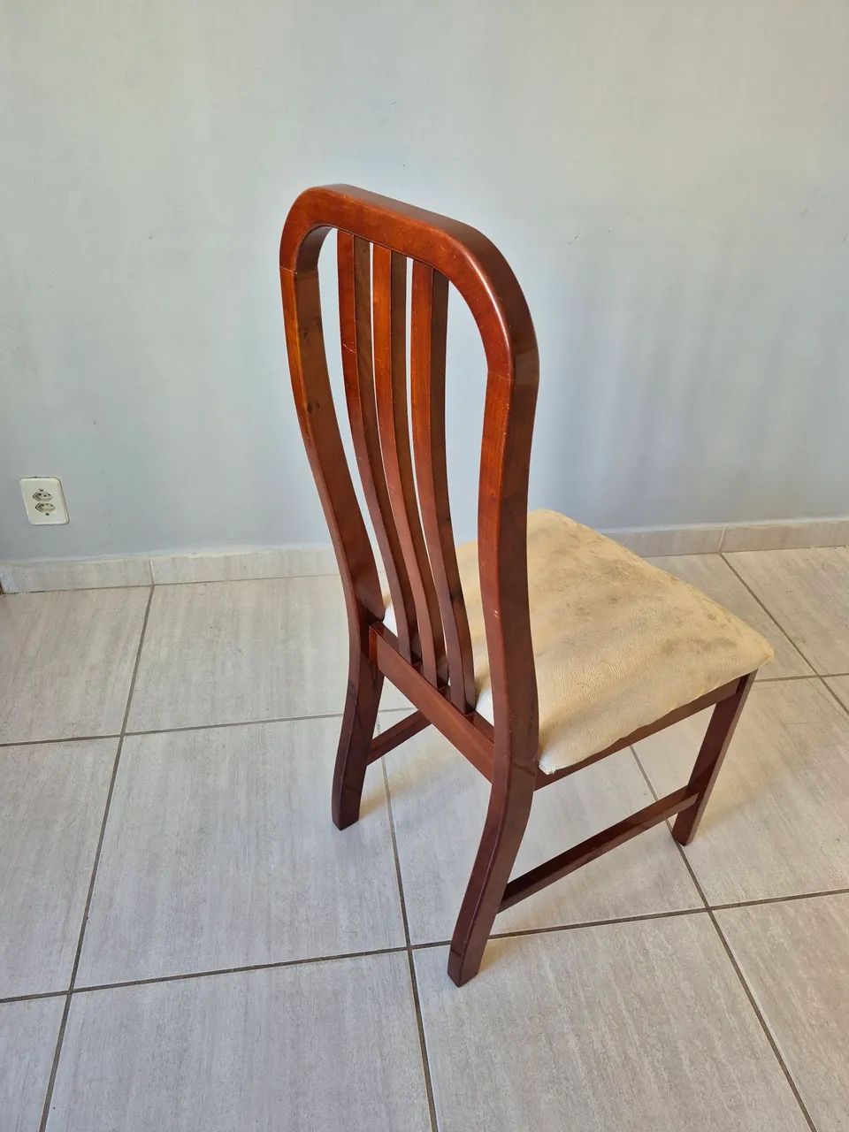 Mesa com 6 cadeiras Rudinik - Foto 5