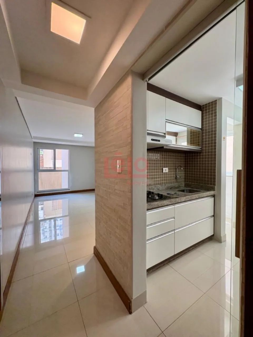 Apartamento com 62,28 m² de área útil, com excelente aproveitamento dos espaços, closet e  - Foto 2
