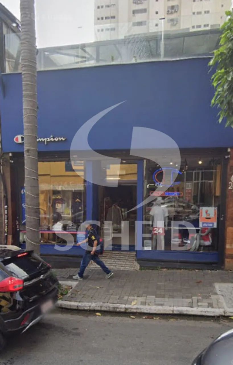 Ponto comercial para locação na Rua Augusta