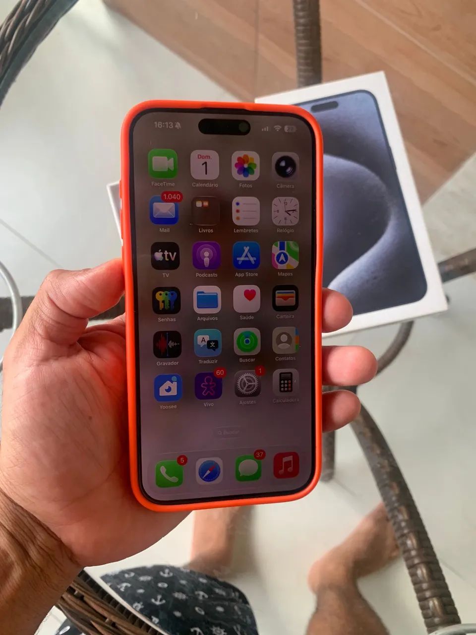 iPhone 15 pro max 256Gb Completo Novinho 