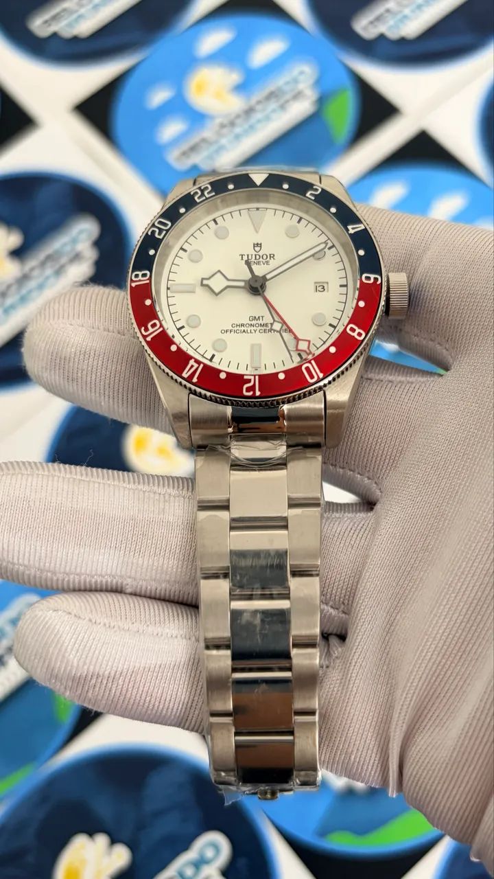 RELOGIO TUDOR BLACK BAY GMT FUNDO BRANCO - Foto 2