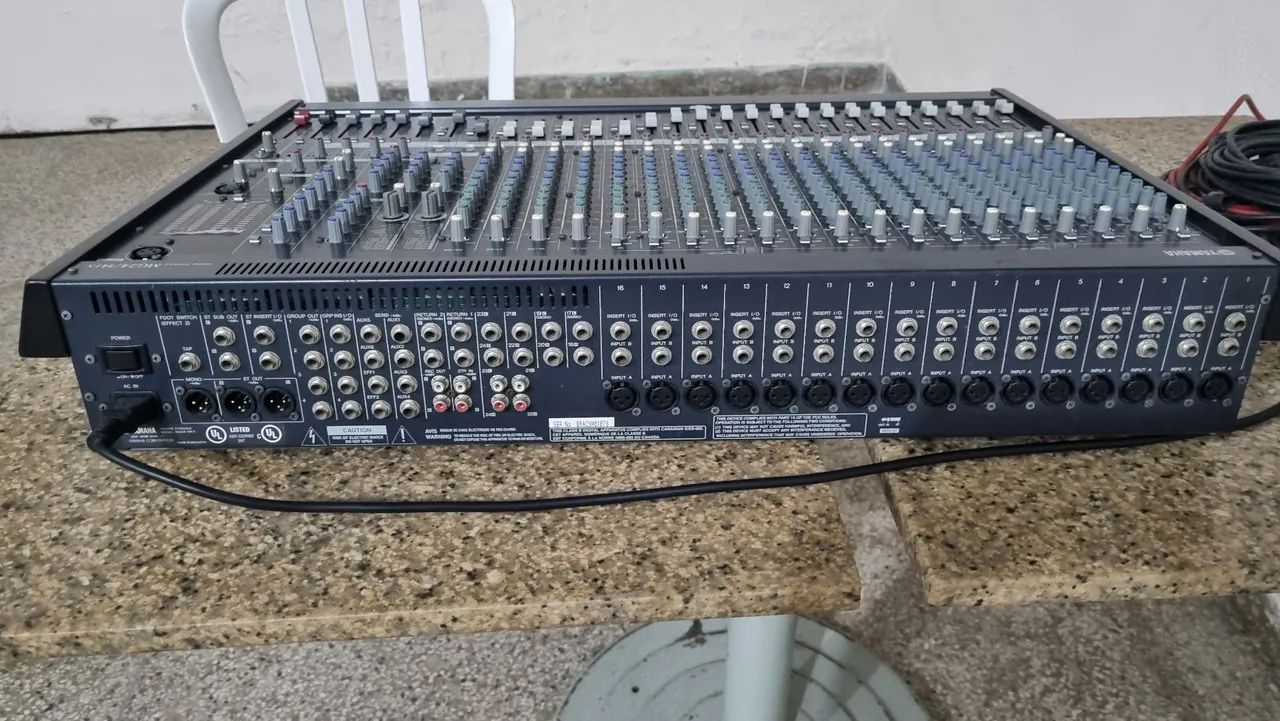 Mesa de som Yamaha  - Foto 2
