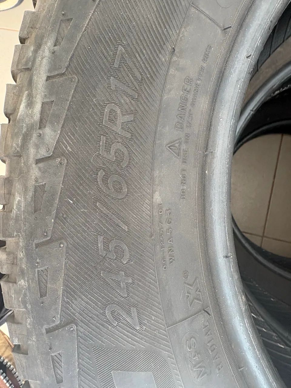 Pneus Michelin aro 17 - Foto 2
