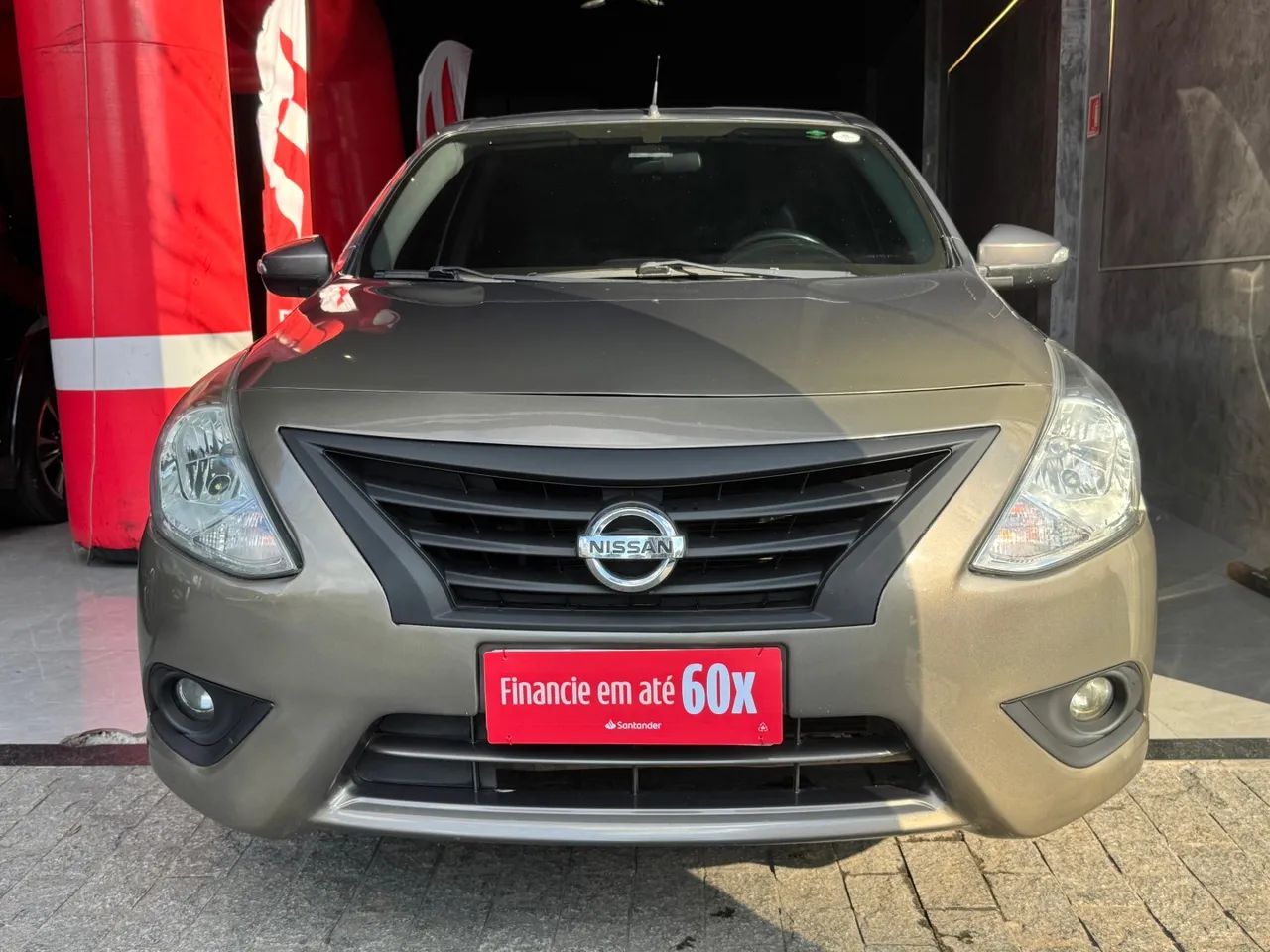 Nissan Versa UNIQUE 1.6 16V FlexStart 4p Aut., foto 3 de 18