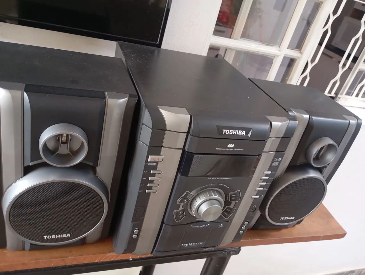 Micro system Toshiba CD não funciona - Foto 3