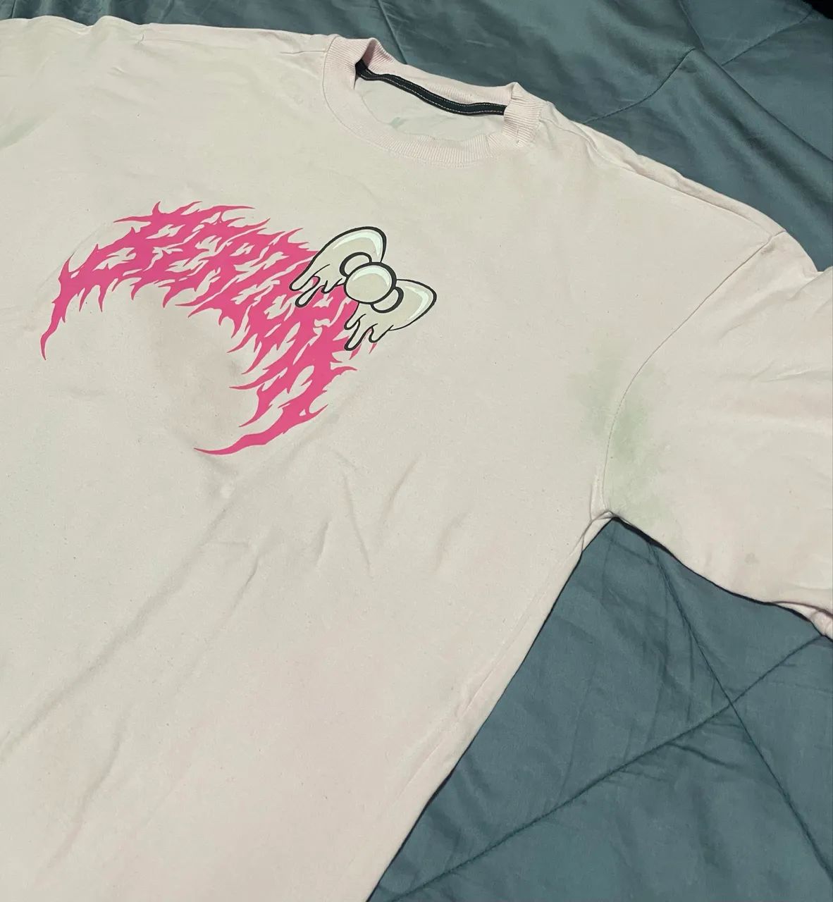 Camisa Oversized Hello Kitty Tamanho M Usada - Foto 4