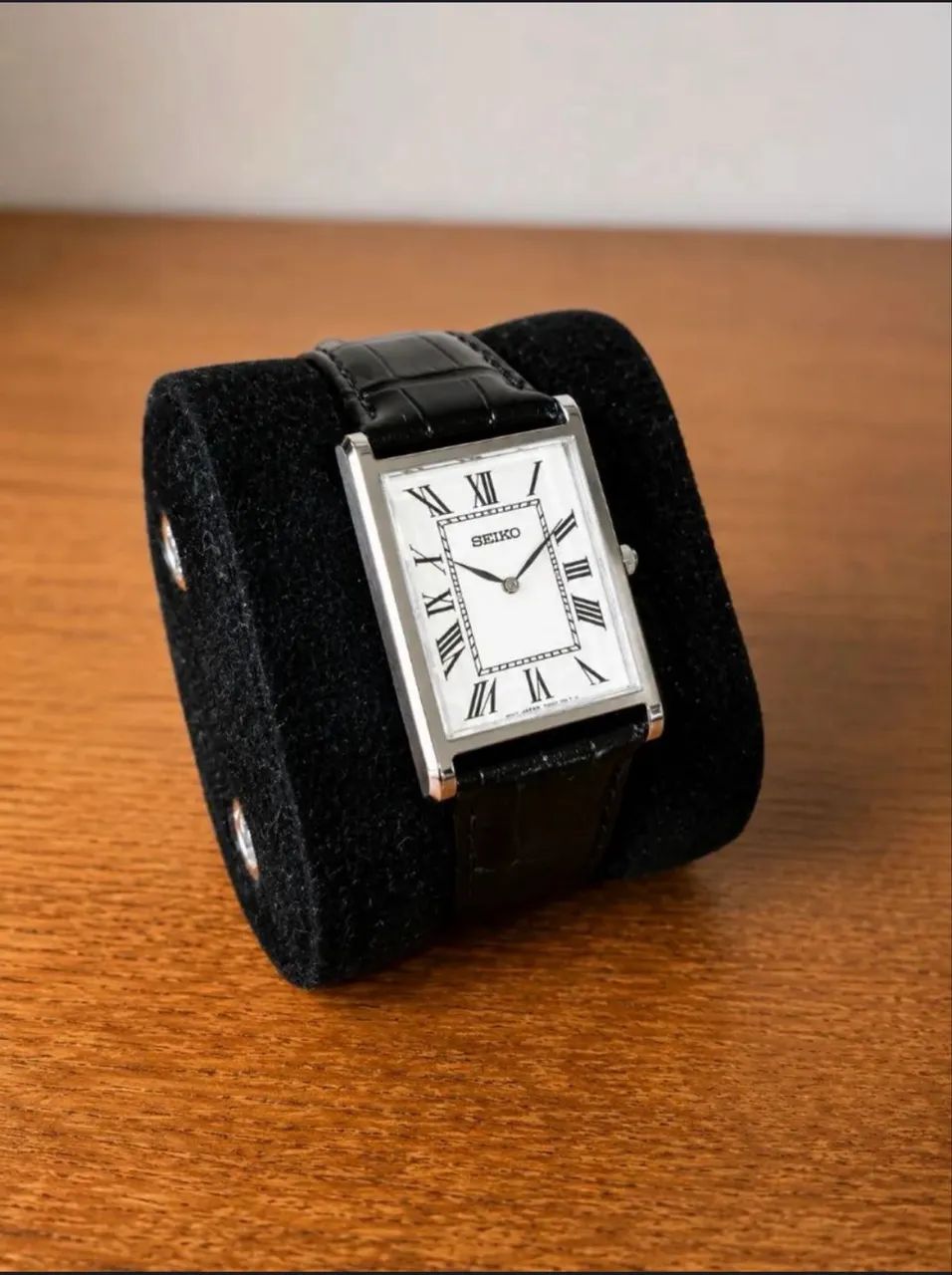 Relógio Seiko tank SWR103B1