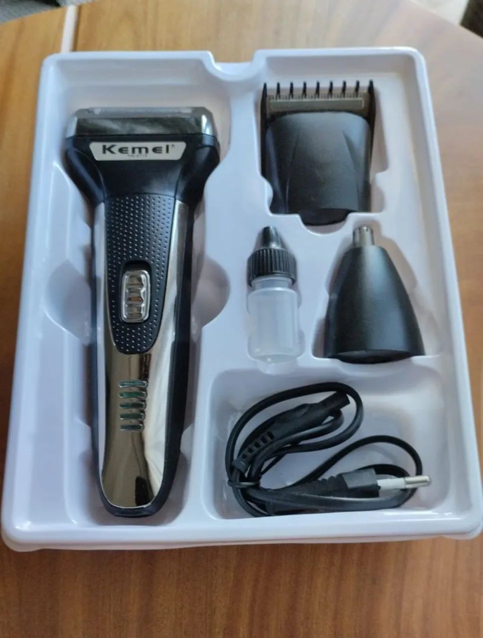 Barbeador elétrico 3 em 1 - Foto 3