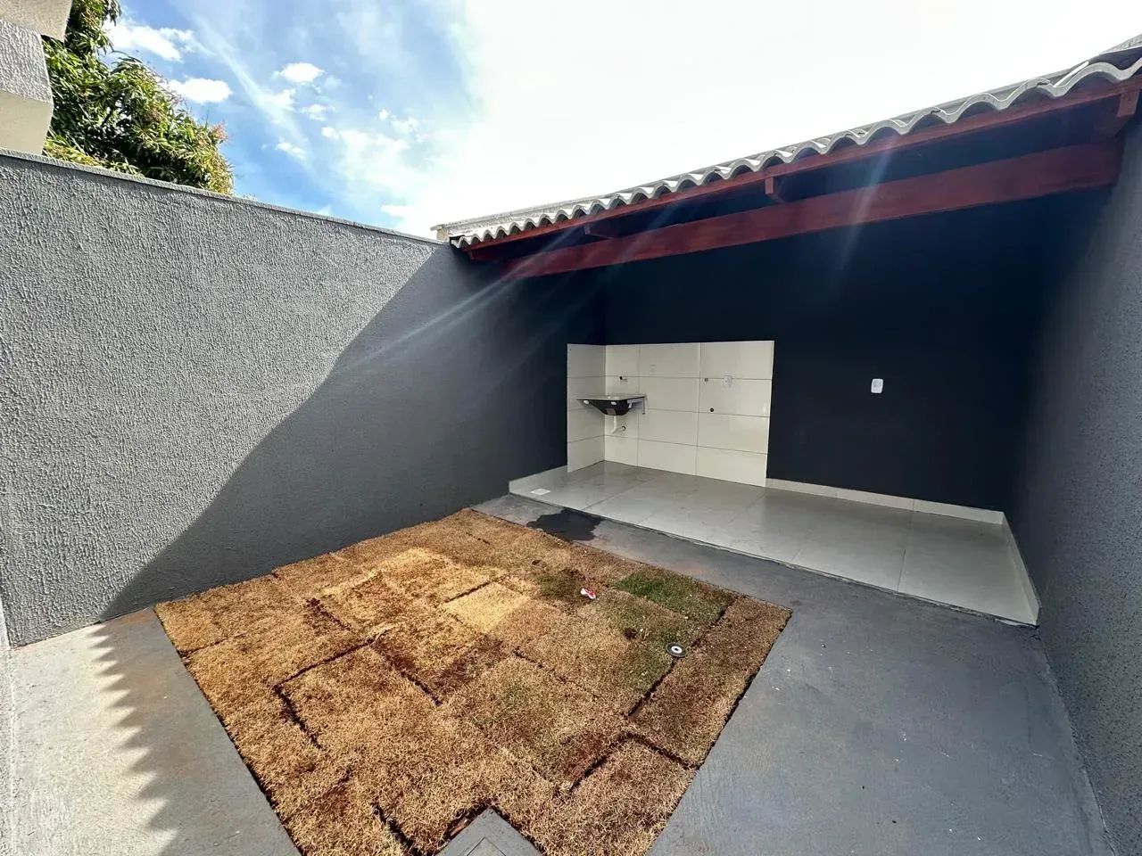 Casa no Setor Parque Eldorado Oeste: Mais Que um Imóvel, Seu Próximo Capítulo em Goiânia! - Foto 4