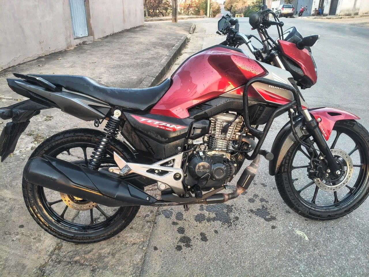 Vendo Titan 160 