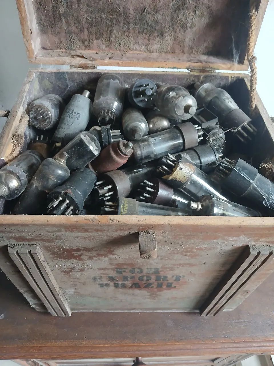 Válvulas eletrônicas antigas lote com mais de 500 Válvulas  - Foto 3