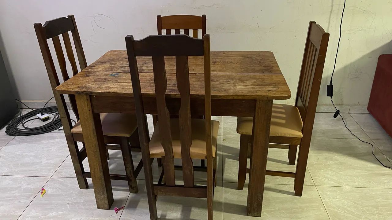 Mesa de jantar de madeira  - Foto 2