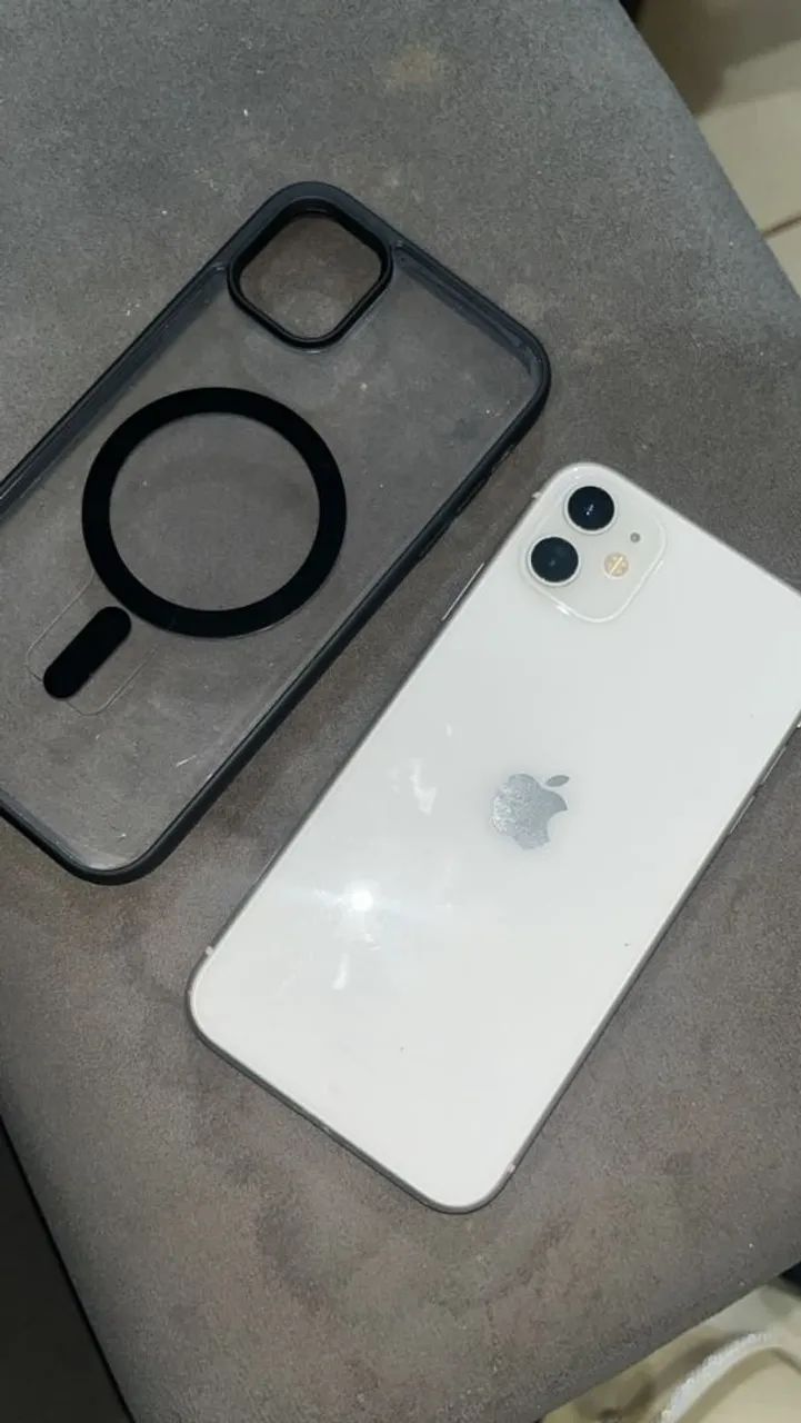 iPhone 11 128GB- 1.300