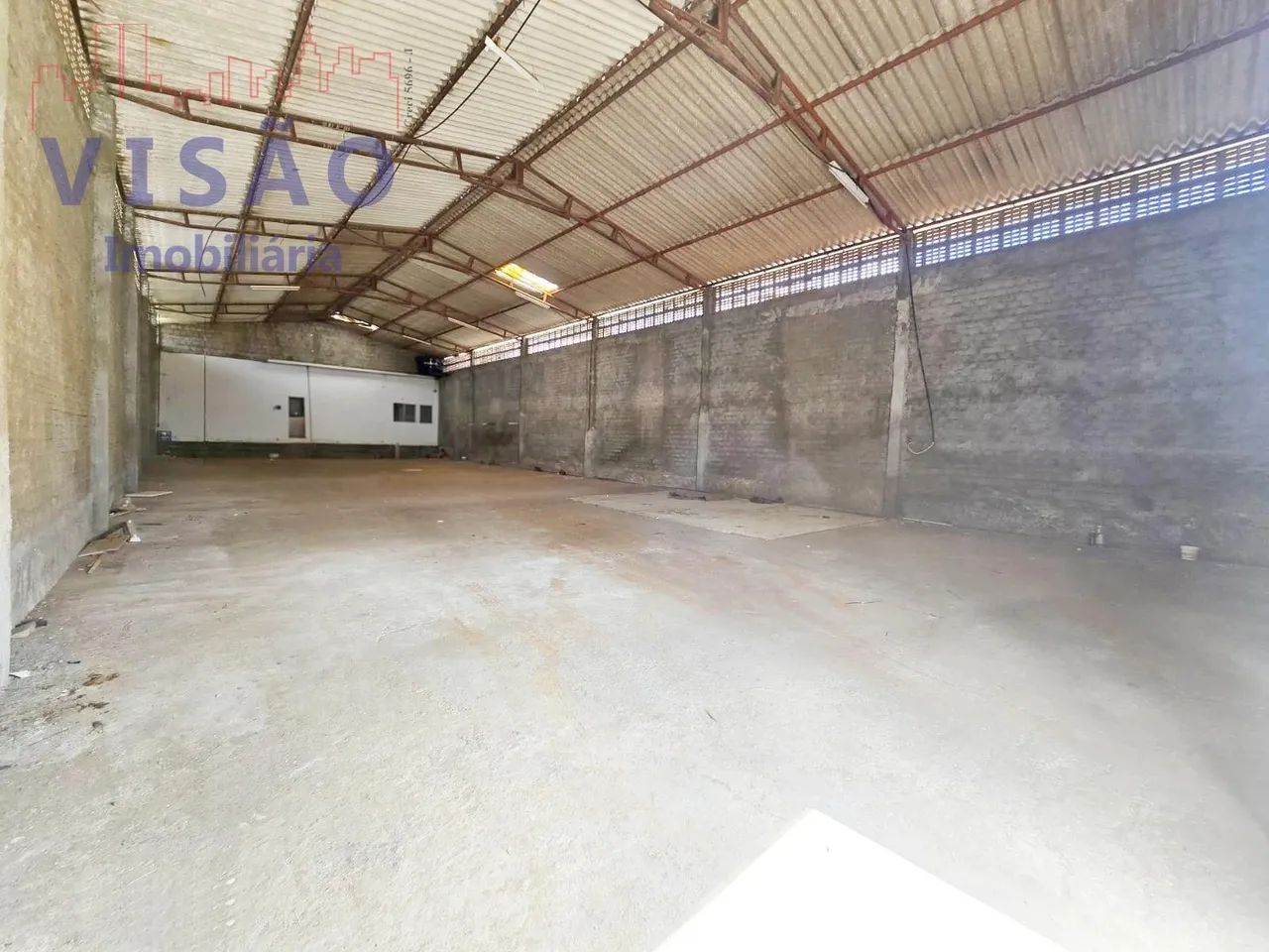 ALUGA-SE PRÉDIO COMERCIAL NO BAIRRO DOM JAIME CÂMARA - Foto 2