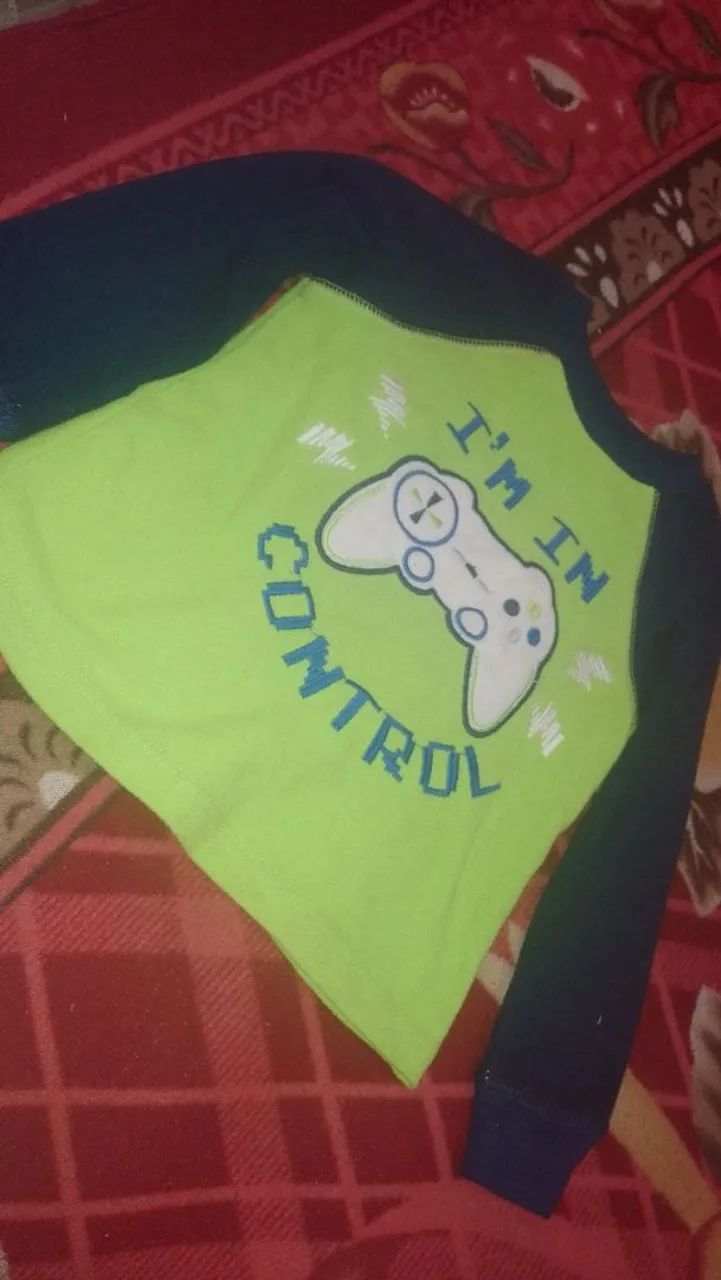 Roupas de menino