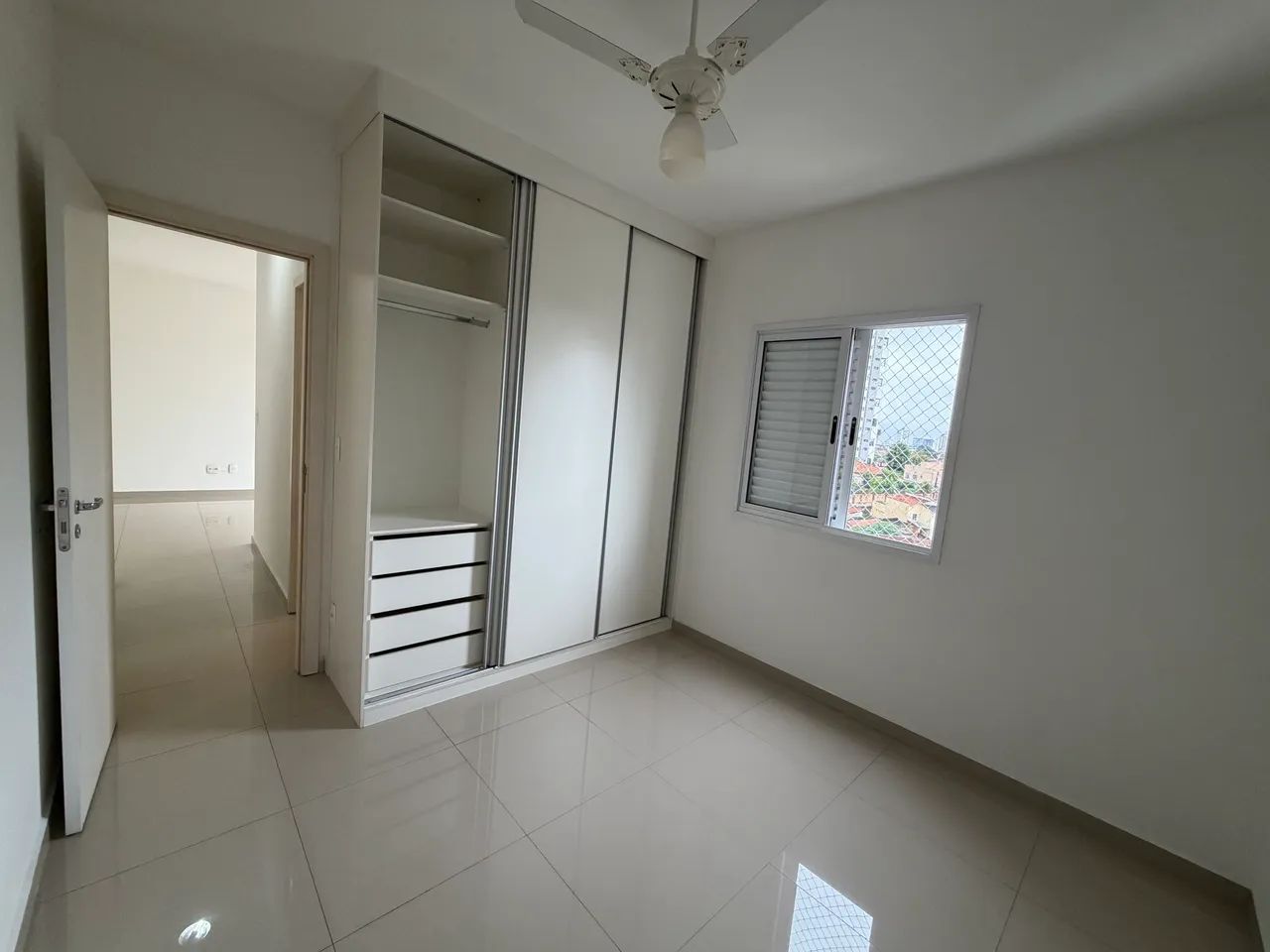 Apartamento com 2 dormitórios + suite no Edifício Pienza em Taubaté  - Foto 5
