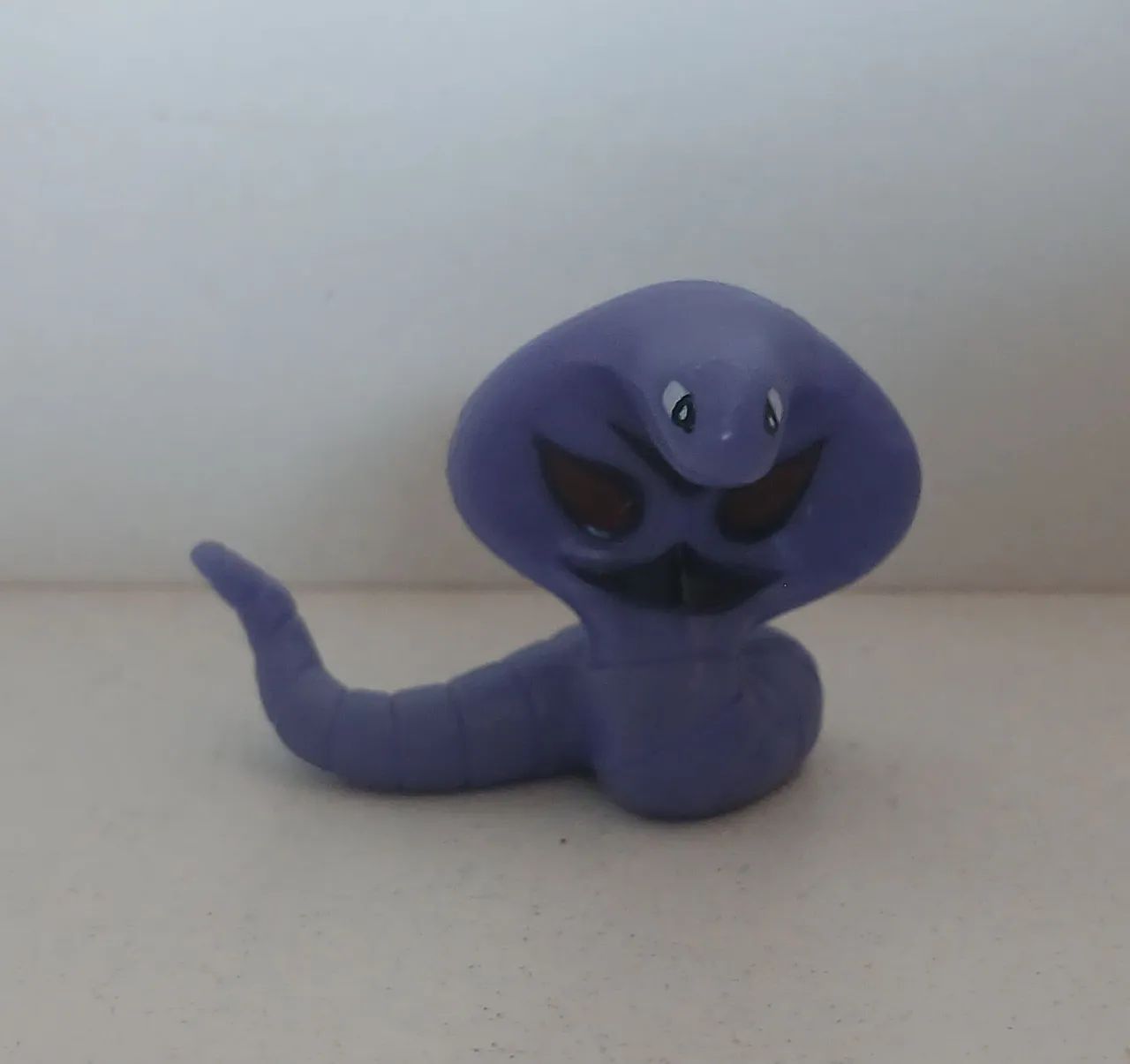 BONECO ACTION FIGURE MINIATURA POKEMON ARBOK TOMY