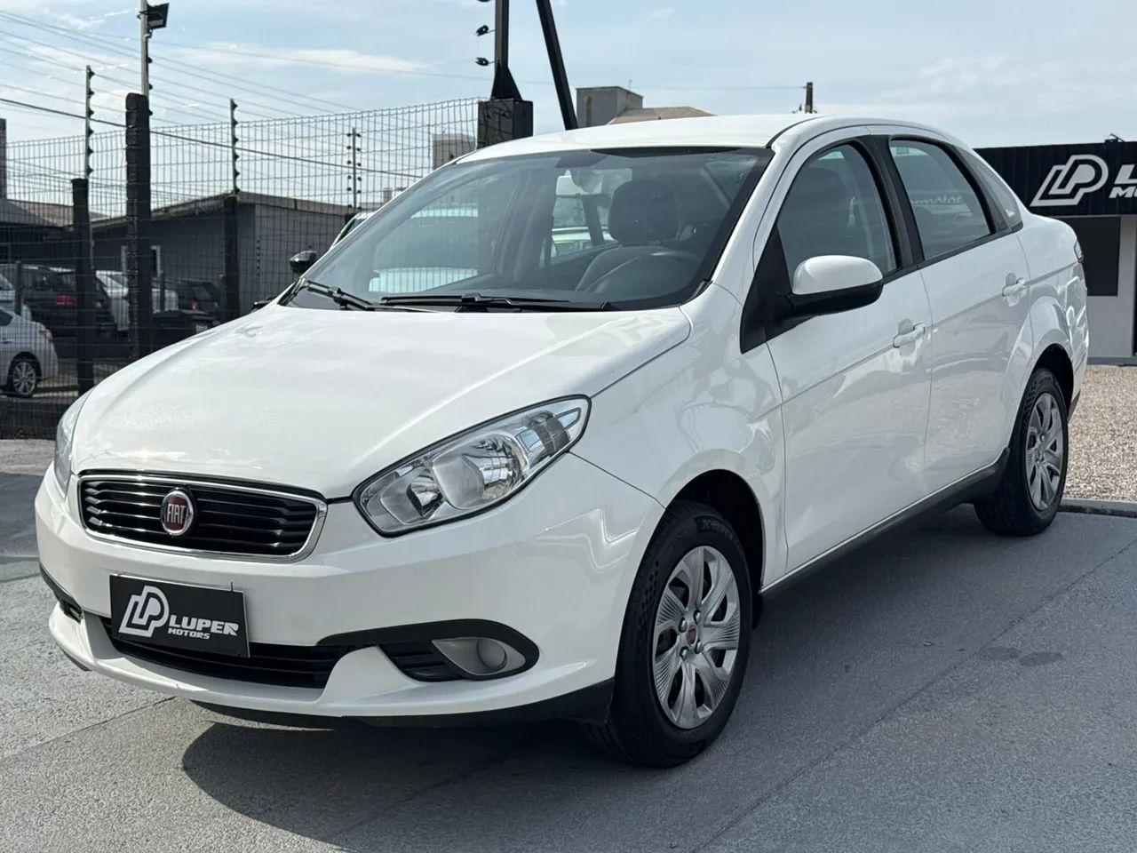 Fiat Siena Attractive 1.4 Fire Flex 8V 4P 2019 - Foto 5