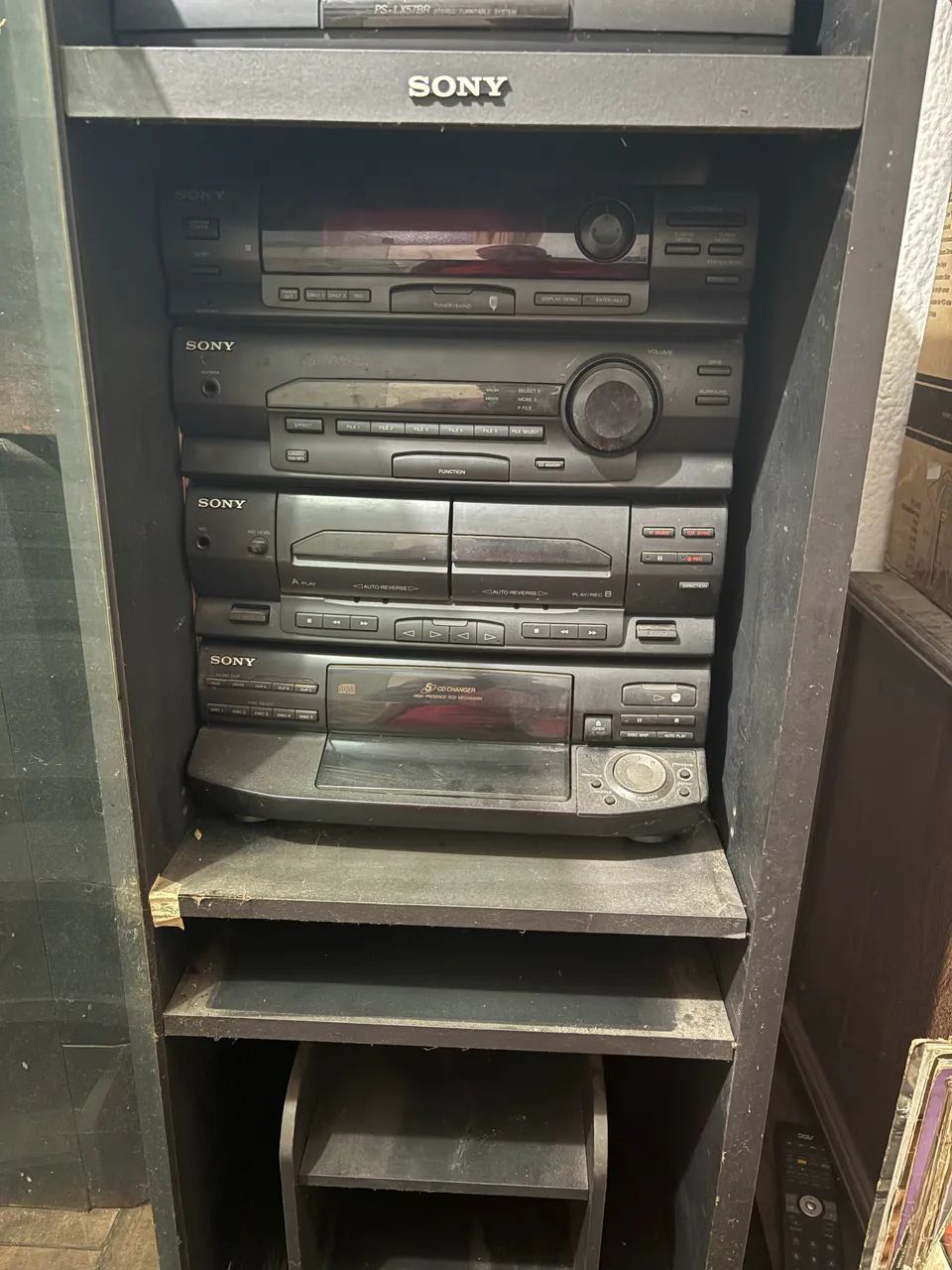 Son Sony 5 cds e toca disco 