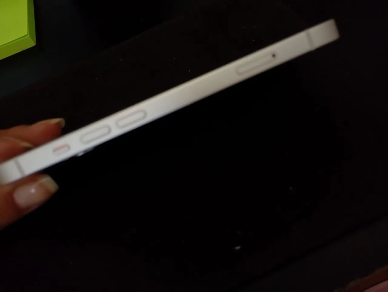 Vendo iPhone 14 na garantia com nota fiscal sem marcas de uso - Foto 3