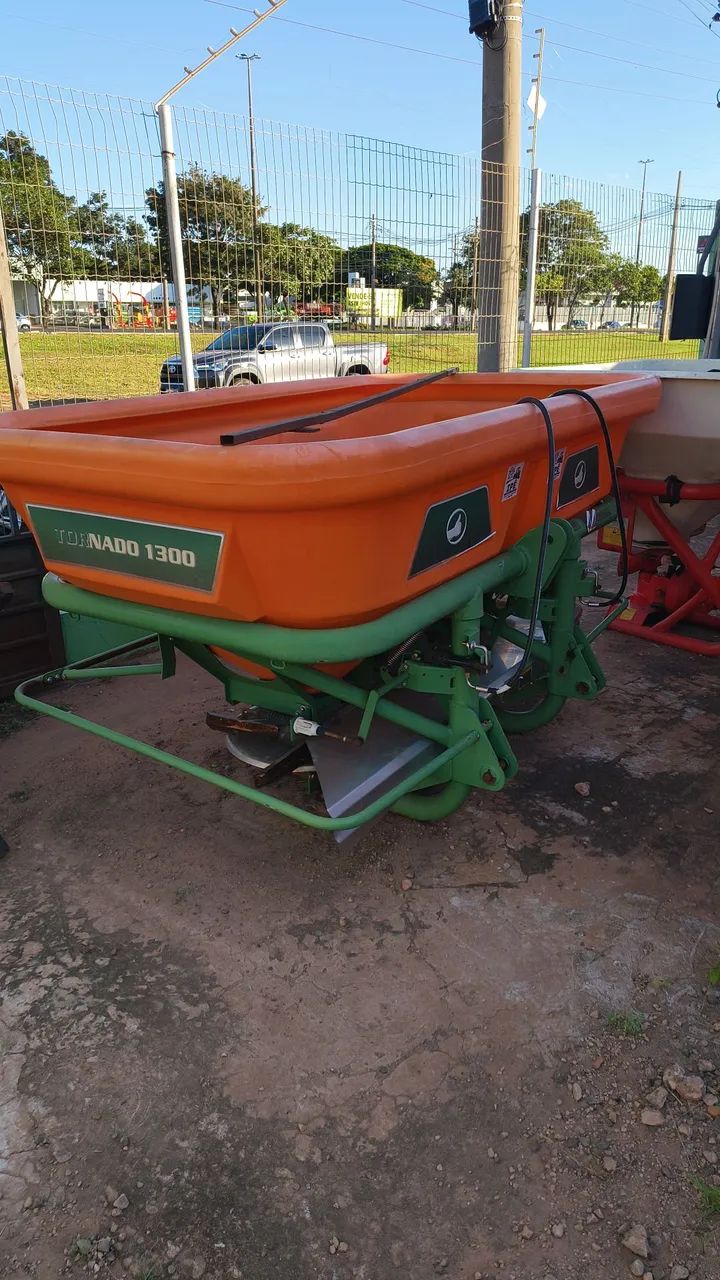 Soldas e restaurações de tanques de  plástico  - Foto 5