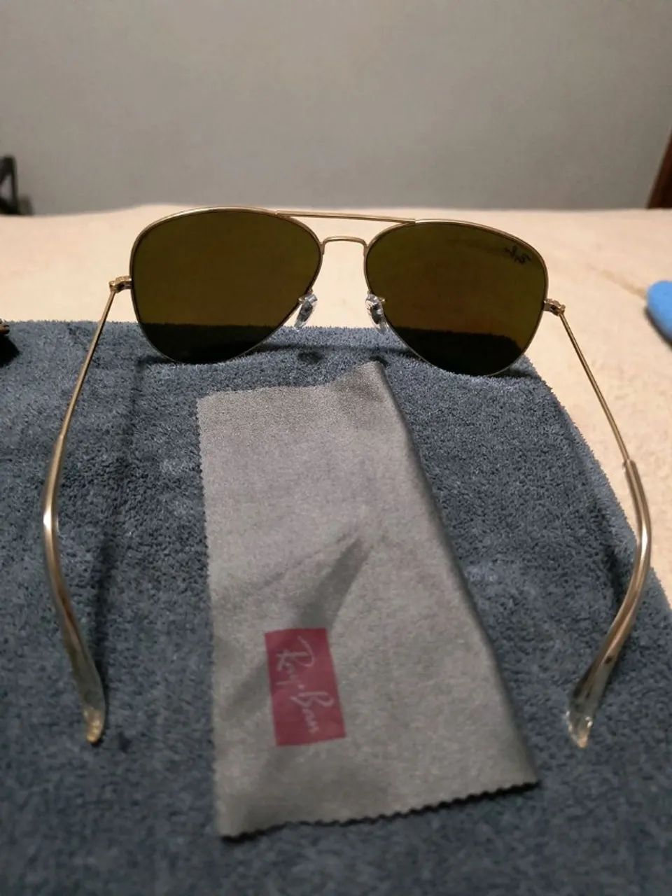 óculos de sol rayban aviator dourado - Foto 2