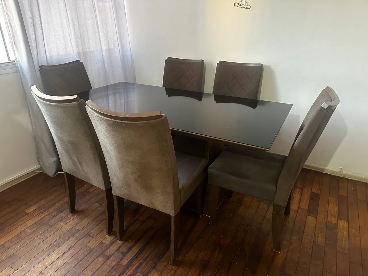 Mesa com 6 cadeiras  - Foto 3