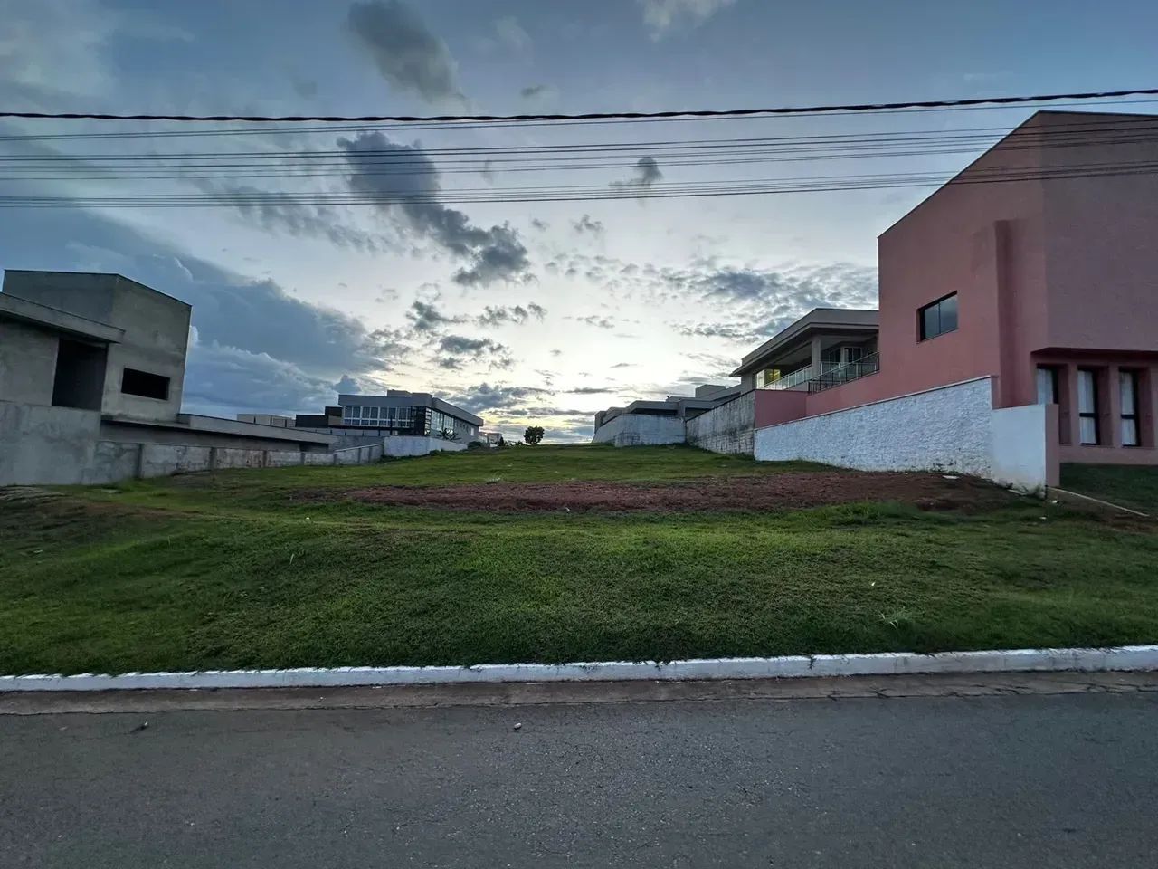 lote no condomínio do lago com 587 m2 - Foto 2