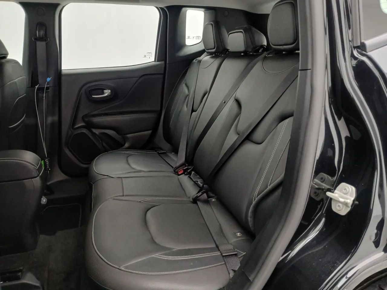 Jeep Renegade Long. T270 1.3 TB 4x2 Flex Aut., foto 17 de 18