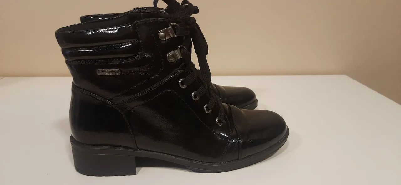 Bota coturno mooncity preta 38