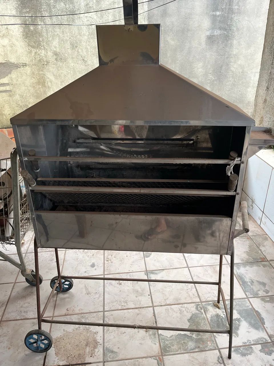 Churrasqueira alumínio profissional grande espetinho completa 