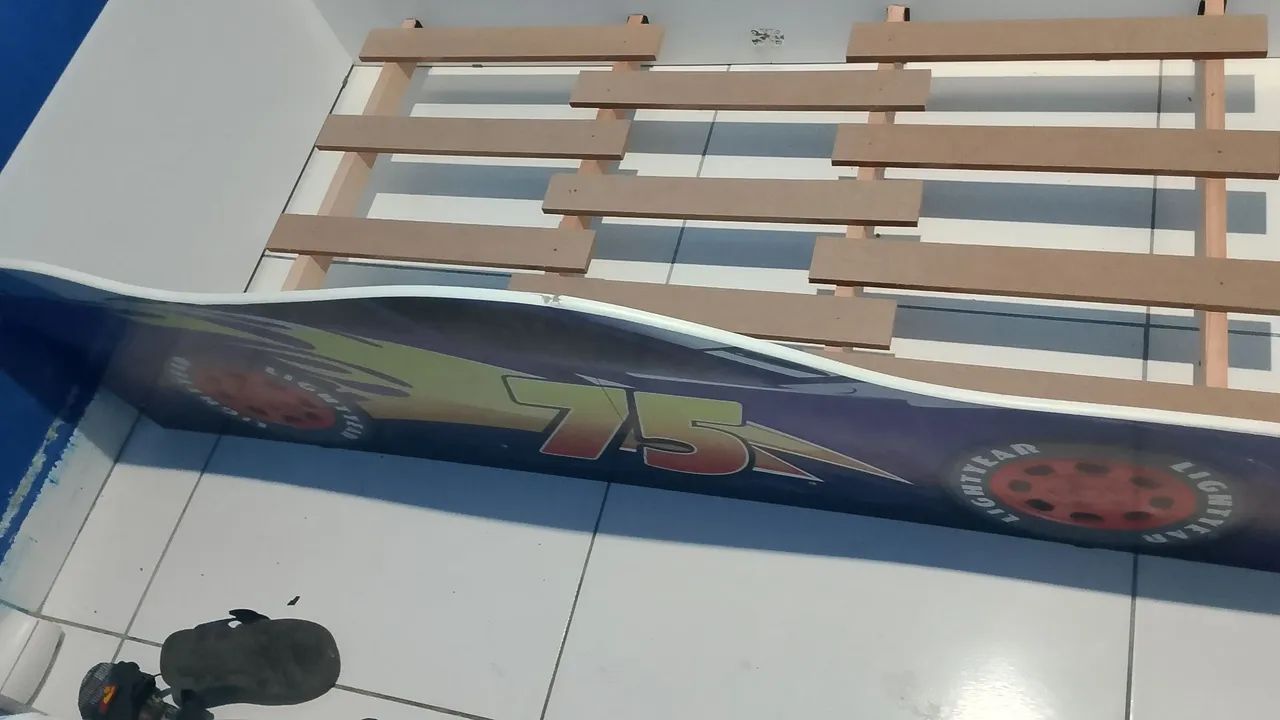 Cama infantil tema carroo 