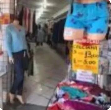 Loja de frente e Consultório nos fundos