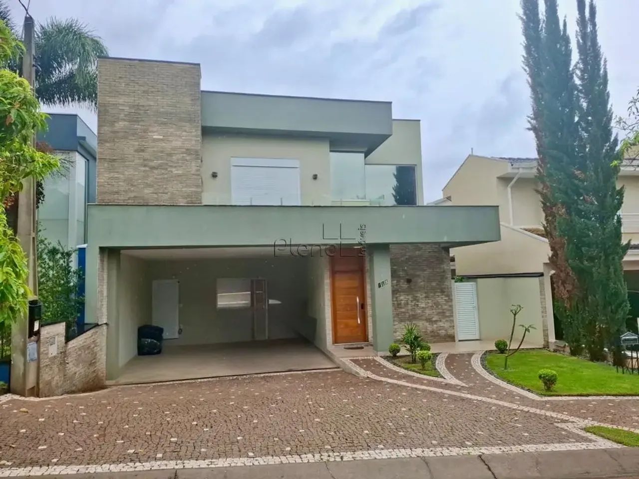 Sobrado para alugar em Campinas, Swiss Park, com 3 suítes, com 320 m²