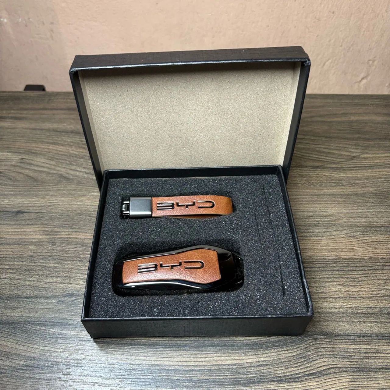 Capa Premium para Chave BYD 4 Botões - Foto 2